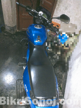 Bajaj pulser